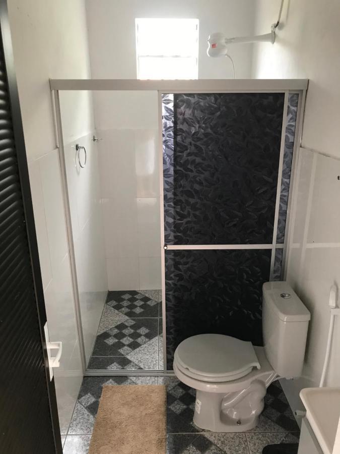 Quarto Duplo com Banheiro Compartilhado